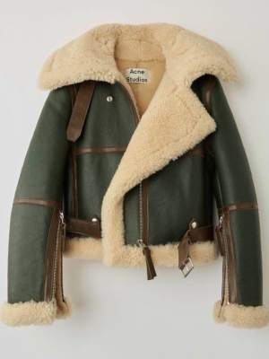 Women's sheepskin coat with zipper