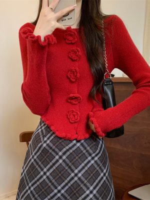 Women's Sweater with a Voluminous Floral Pattern