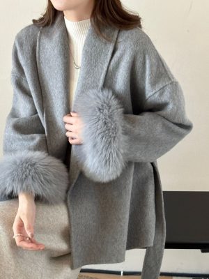 Cashmere coat with belt