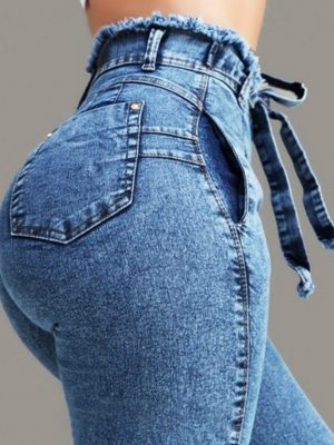 Jeans with belt