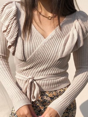 Fitted knitted cardigan