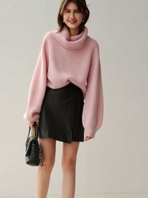 Sweater with a voluminous collar