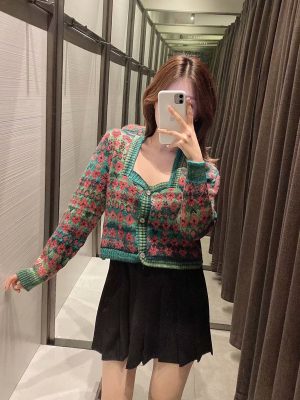 Jacquard knitted cardigan